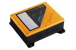 เครื่องรับสัญญาณ HM Series - JUUKO มีลักษณะคล้ายกับรุ่น HS (มีรีเลย์ Safety สองตัว เพื่อตัดการทำงานของวงจร)
